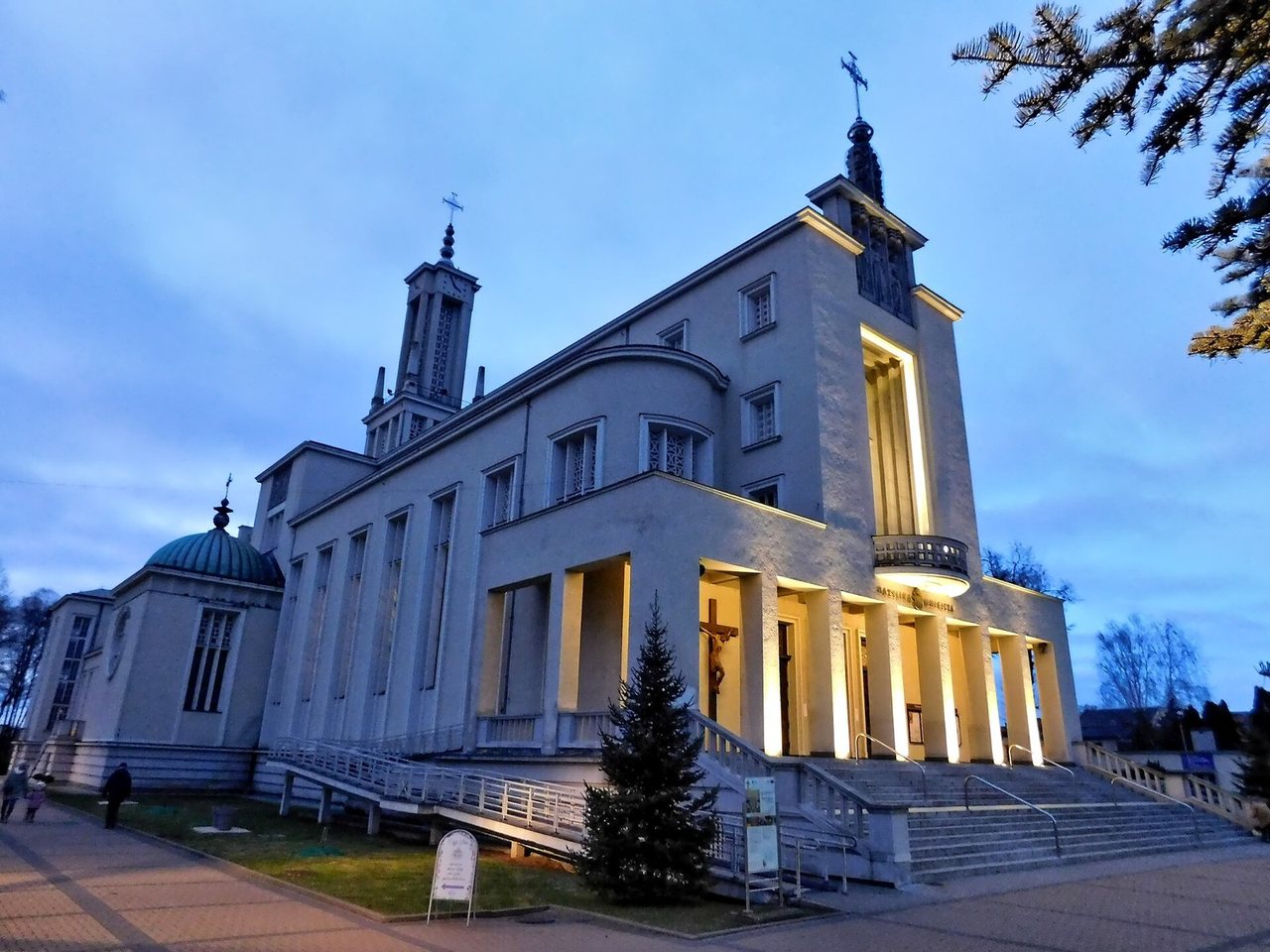 Niepokalanów (bazylika i klasztor)